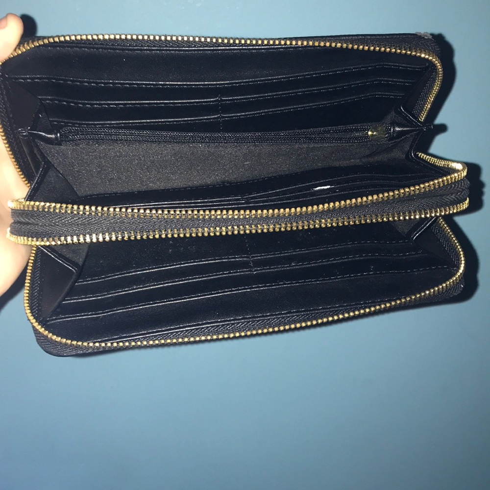 Wallet - Picture 3 of 3